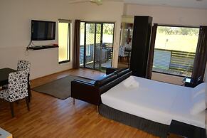 Bimbi Park - Camping Under Koala