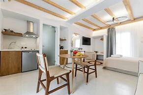 Birikos Hotel & Suites