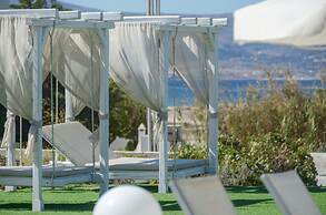 Birikos Hotel & Suites