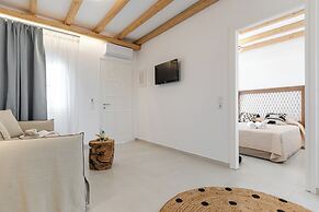 Birikos Hotel & Suites