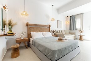 Birikos Hotel & Suites