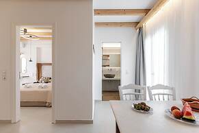 Birikos Hotel & Suites