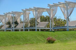 Birikos Hotel & Suites