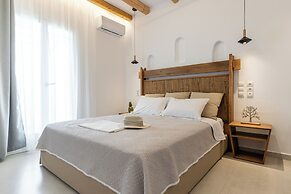 Birikos Hotel & Suites