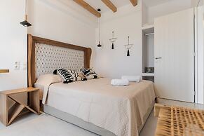 Birikos Hotel & Suites