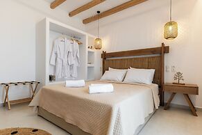 Birikos Hotel & Suites