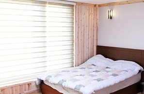 Andong River Sunset Pension