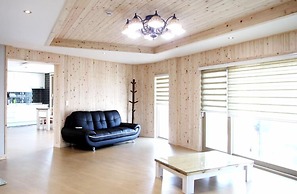 Andong River Sunset Pension