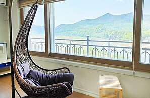 Andong River Sunset Pension