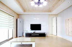 Andong River Sunset Pension