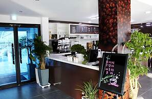 Andong River Sunset Pension