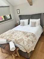 The Three Horseshoes Warham