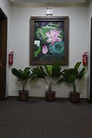 Cloud 10 Boutique Hotel