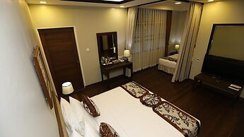 Cloud 10 Boutique Hotel