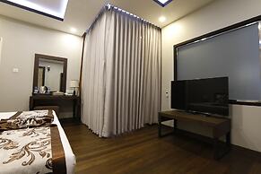 Cloud 10 Boutique Hotel