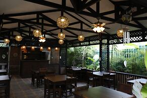 Cloud 10 Boutique Hotel