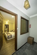 Cloud 10 Boutique Hotel