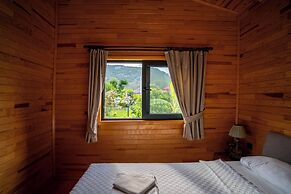 Lemon Garden Lodge