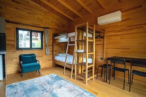 Lemon Garden Lodge