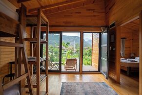 Lemon Garden Lodge