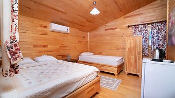 Lemon Garden Lodge