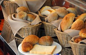 Golden Tulip RS Boutique Hotel