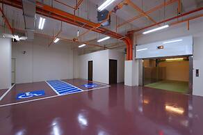 Golden Tulip RS Boutique Hotel