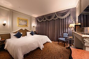 Golden Tulip RS Boutique Hotel