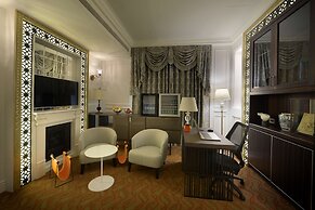 Golden Tulip RS Boutique Hotel