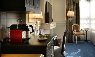 Golden Tulip RS Boutique Hotel