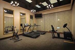 Golden Tulip RS Boutique Hotel