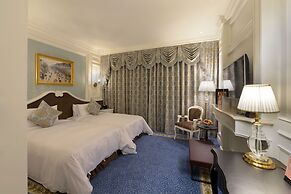 Golden Tulip RS Boutique Hotel