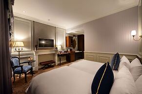 Golden Tulip RS Boutique Hotel