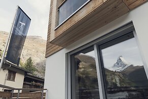 OVERLOOK Lodge by CERVO Zermatt