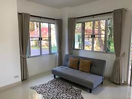 Baan Pingkan Wellness Resort