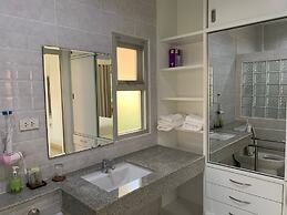 Baan Pingkan Wellness Resort