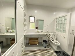 Baan Pingkan Wellness Resort