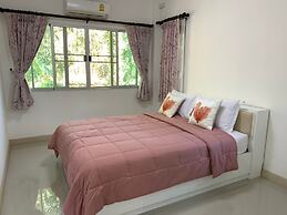 Baan Pingkan Wellness Resort