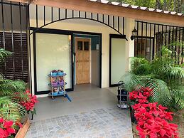 Baan Pingkan Wellness Resort