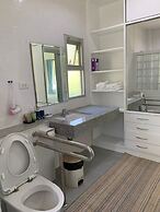 Baan Pingkan Wellness Resort