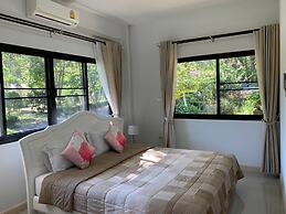 Baan Pingkan Wellness Resort