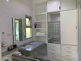 Baan Pingkan Wellness Resort