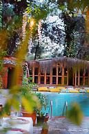 Kayserkaya Cottages & Camping