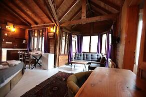 Kayserkaya Cottages & Camping