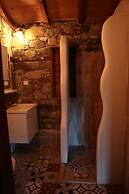 Kayserkaya Cottages & Camping