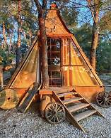 Kayserkaya Cottages & Camping