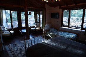 Kayserkaya Cottages & Camping