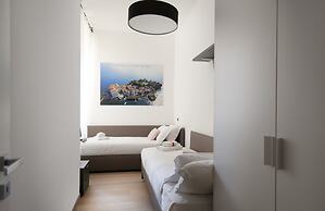 AT Home Heart of Milan - Stampa