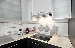 AT Home Heart of Milan - Stampa