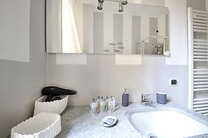 AT Home Heart of Milan - Stampa